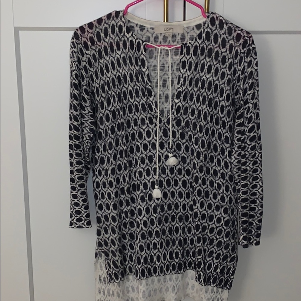 Cute Loft sweater with tassel tie